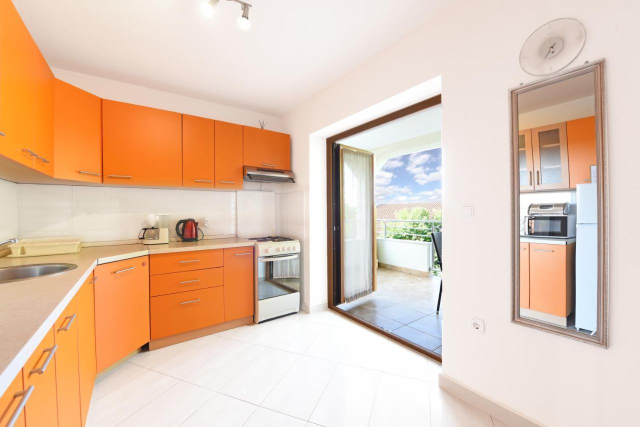 Apartments Mirasol Umag Exterior photo